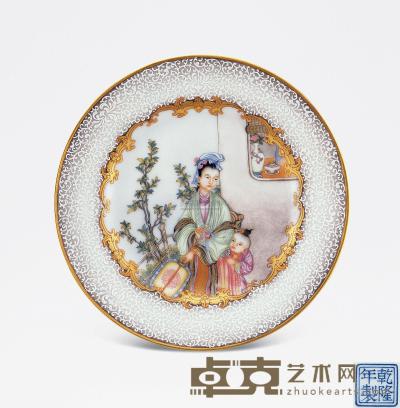 清乾隆 瓷胎画珐琅锦上添花人物碟 直径12.9cm