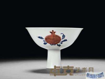 清乾隆 青花釉里红三果高足碗 直径17.2cm