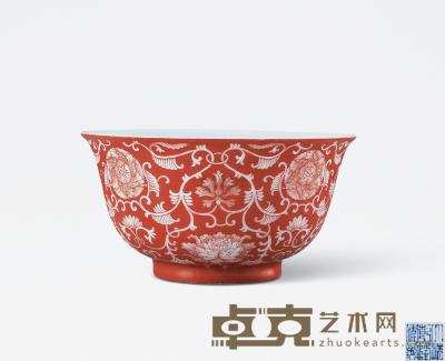 清乾隆 珊瑚红釉缠枝花卉纹碗 直径12.9cm