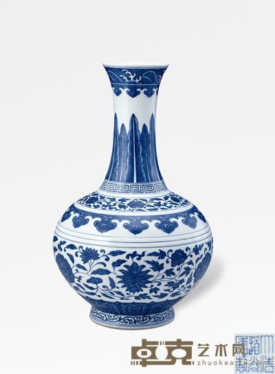 清道光 青花缠枝花卉纹赏瓶 高37.3cm