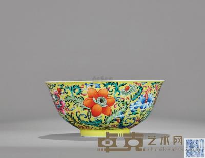 清道光 黄地粉彩花卉纹宫式碗 直径15.3cm