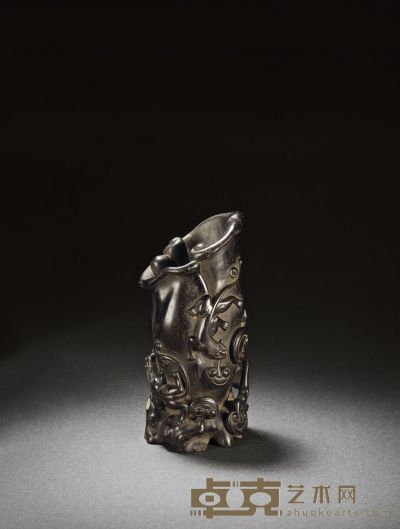 清·紫檀雕螭龙灵芝花杯 高：19.1cm