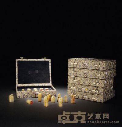 寿山芙蓉石等章六盒六十三方 尺寸不一