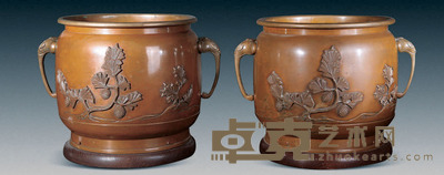 昭和 象鼻耳松果花卉圆型火钵一对 21x23cm