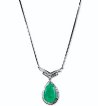 PT900祖母绿水滴形 项链+戒指镶钻套装