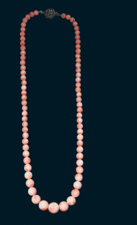 粉色珊瑚珠项链