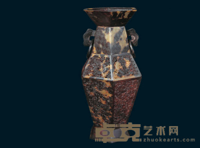 清代 玳瑁双耳瓶