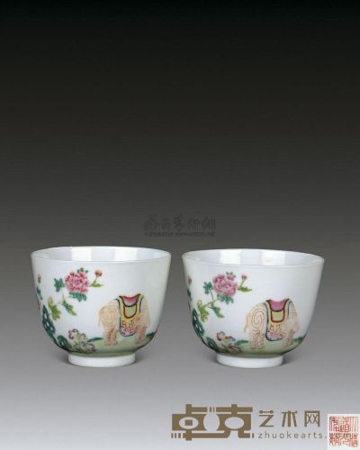 清道光 粉彩太平景象纹杯 （一对） 高6.5cm×2