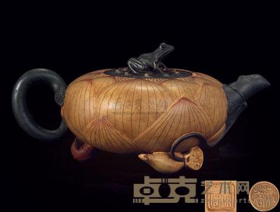 蒋蓉 青蛙莲子壶 17.5×12×8.4cm