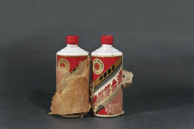 1983年产五星牌“地方国营”茅台酒两瓶