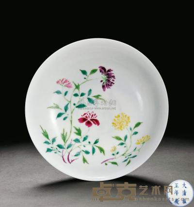 清雍正 粉彩花卉纹盘 直径14.8cm