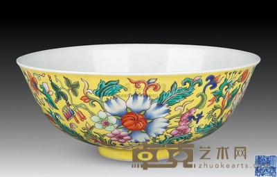 清道光 粉彩花卉 直径14.8cm