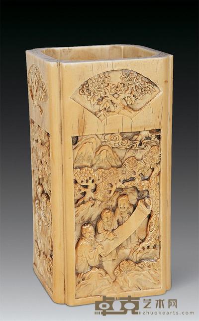 民国 象牙人物四方笔筒 高12.6cm