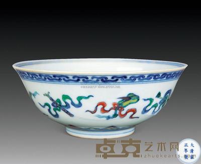 清雍正 斗彩暗八仙纹碗 直径13.5cm