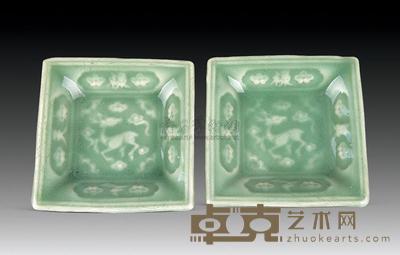 清 龙泉鹿纹方碟 （一对） 7.6×7.6cm