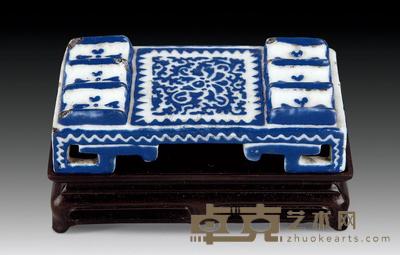 清乾隆 兰料釉墨床 长7.2cm