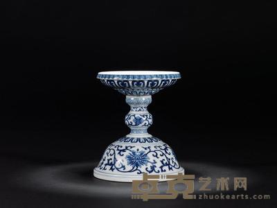 清嘉庆 青花缠枝花卉烛台 高13.5cm