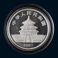 1987年熊猫精铸版10元一枚