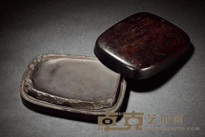 清·王岫君款山水端硯 15.4×10.7×2.3cm