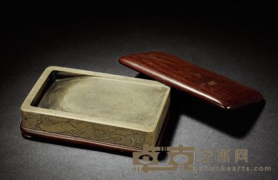 清·瑞獸紋洮河綠石硯 19.3×11.6×3.3cm