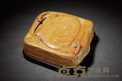 李鐵民製古獸紋紅絲石硯 17.9×17.6×4cm