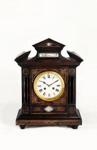 约1880—1890年 法国巴罗克式镶嵌象牙微刻台钟