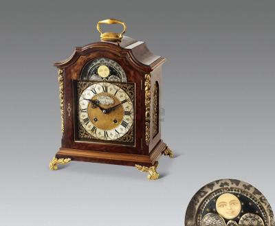 1923年 德国胡桃木镶铜饰提柄英式台钟