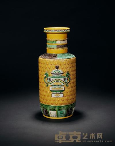清 素三彩博古纹棒槌瓶 高43cm