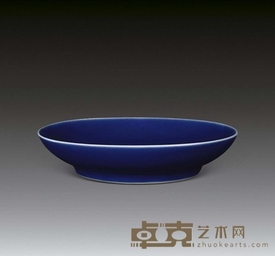 清乾隆 霁蓝釉盘 直径16.4cm