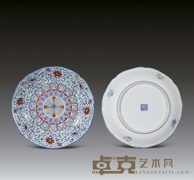 清嘉庆 斗彩花卉纹盘 （一对） 直径26cm