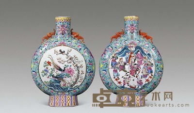 清 松石绿地开光人物花鸟纹扁瓶 （一对） 高48.5cm×2