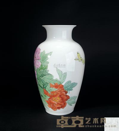 喻慧绘花卉赏瓶 高43.5cm；直径25.6cm