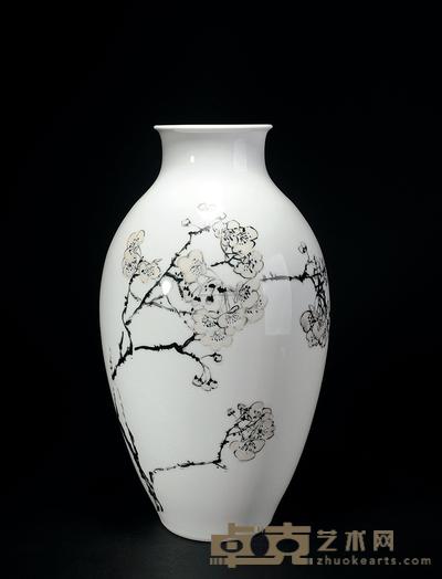 江文湛 雨打胭脂点点消赏瓶 高42.2cm；直径24cm