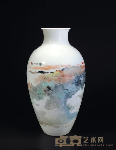 宋玉麟 河山远景赏瓶 高43.8cm；直径24.6cm