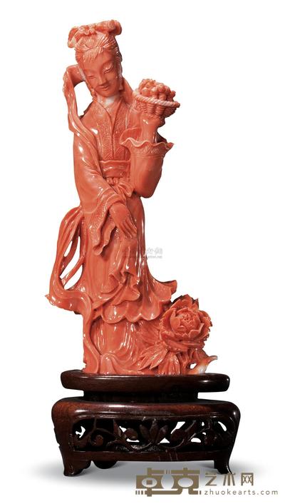 清 珊瑚雕仕女立像 高14.8cm