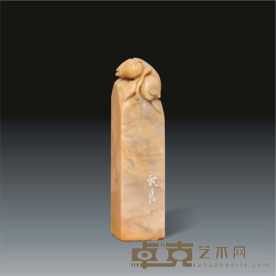 林干良石章 2.3×2.4×9.4cm