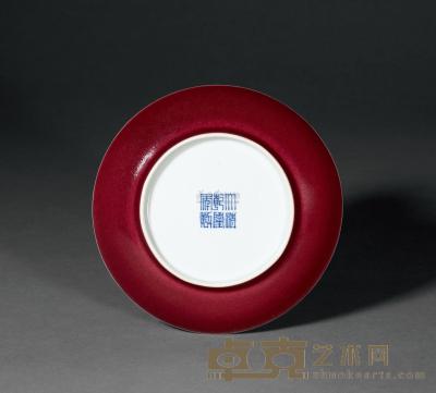 清乾隆 霁红釉盘 直径15.1cm