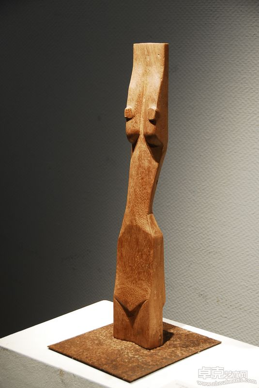 童建颖木雕展21