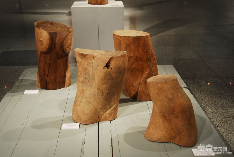 童建颖木雕展22