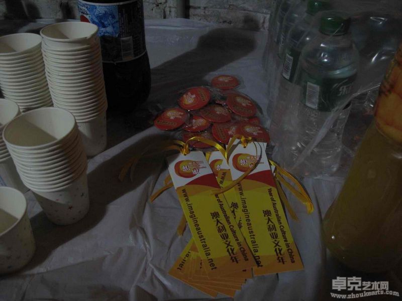 澳大利亚使馆带来的小礼品