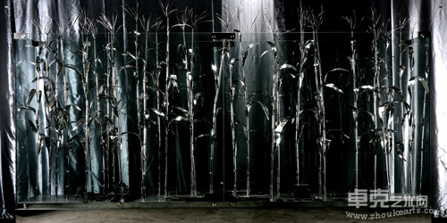 试验田，不锈钢雕塑，4020x720x2490mm，2008年