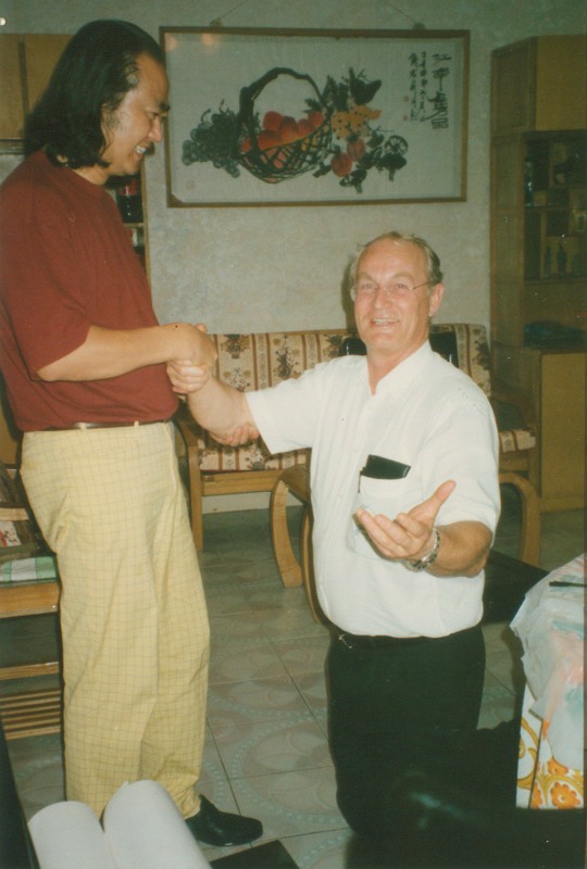 1998年张省教授接受奥地利弟子拜师仪式