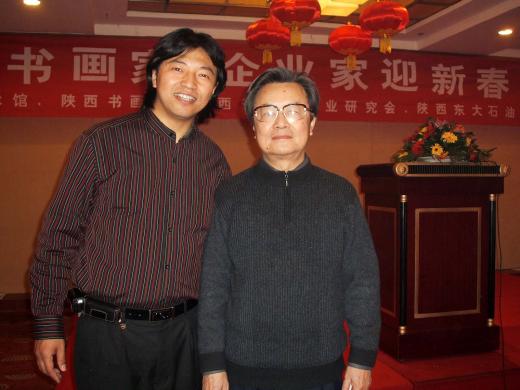 和著名评论家肖云儒先生在一起