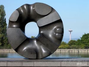 野口勇雕塑作品