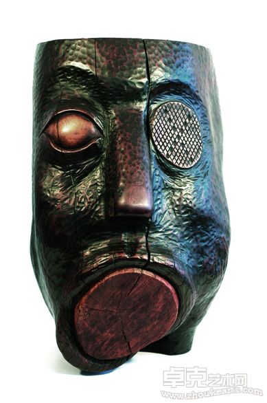 王克平，沉默，1978年，木雕，高48cm