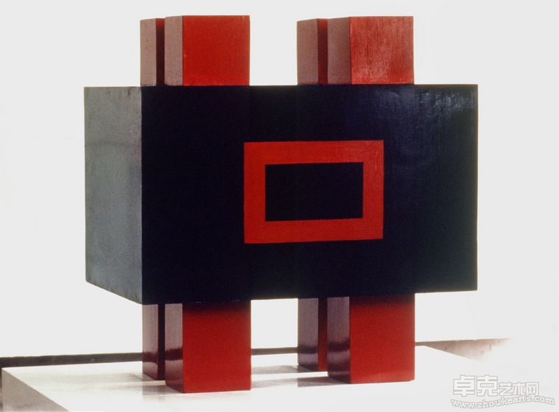 黄雅莉  静穆系列之三   雕塑  1986  材料 木  大漆  81x78x60cm