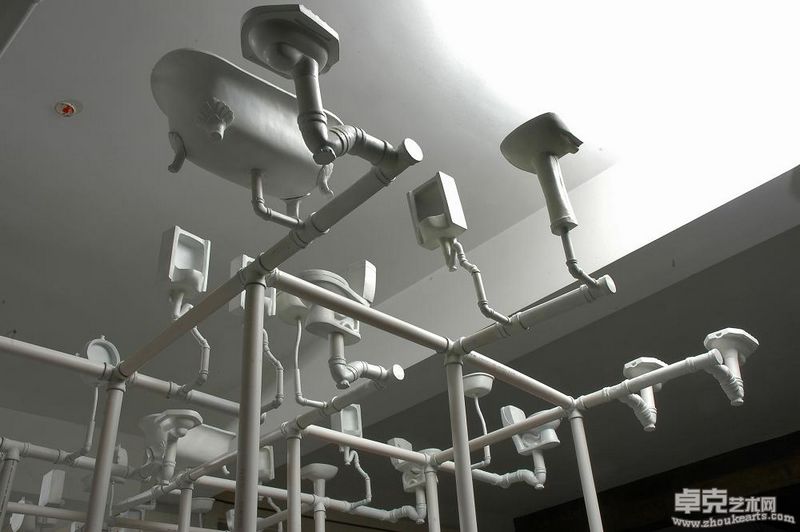 《人迹丛林》局部b--玻璃钢,PVC管--400×400×270（cm）--2007.6