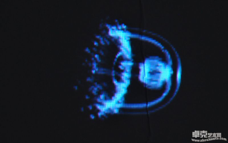 徐文恺_道恩灯塔水母_计算机生成动态影像装置_Aaajiao_Turritopsis Nutricula_Computer Generated Moving Image Istallation_2010_A