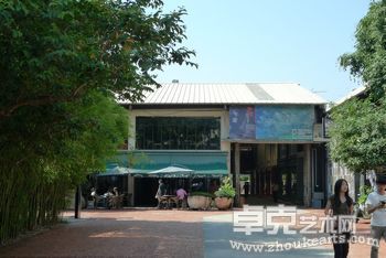杨晓云雅库个人油画展