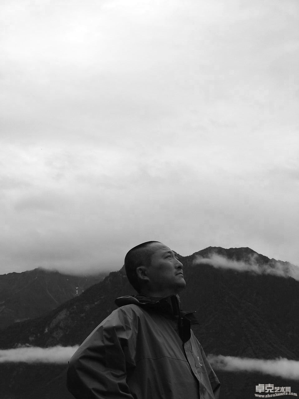 锁钧西藏照片